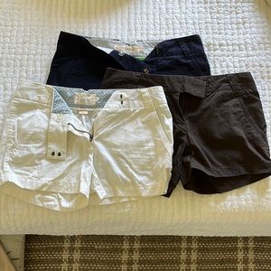 3 J Crew Women’s 3inch Chino Shorts Size 4 - White, Navy and Brown
